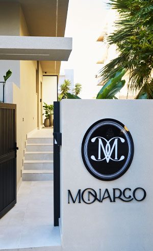 monarco-side-a